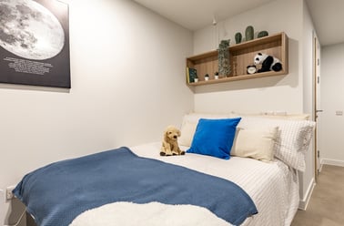 Accessible Deluxe En Suite, Croft Court, 16 Stokes Croft, St Paul's, Bristol - Image 2